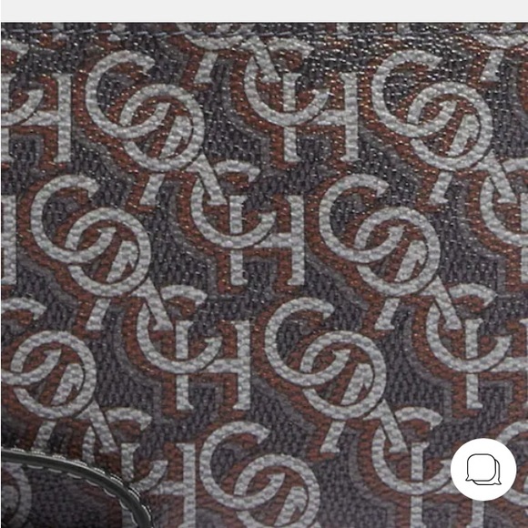 Coach Corner zip wristlet. New in packaging. - Picture 4 of 7